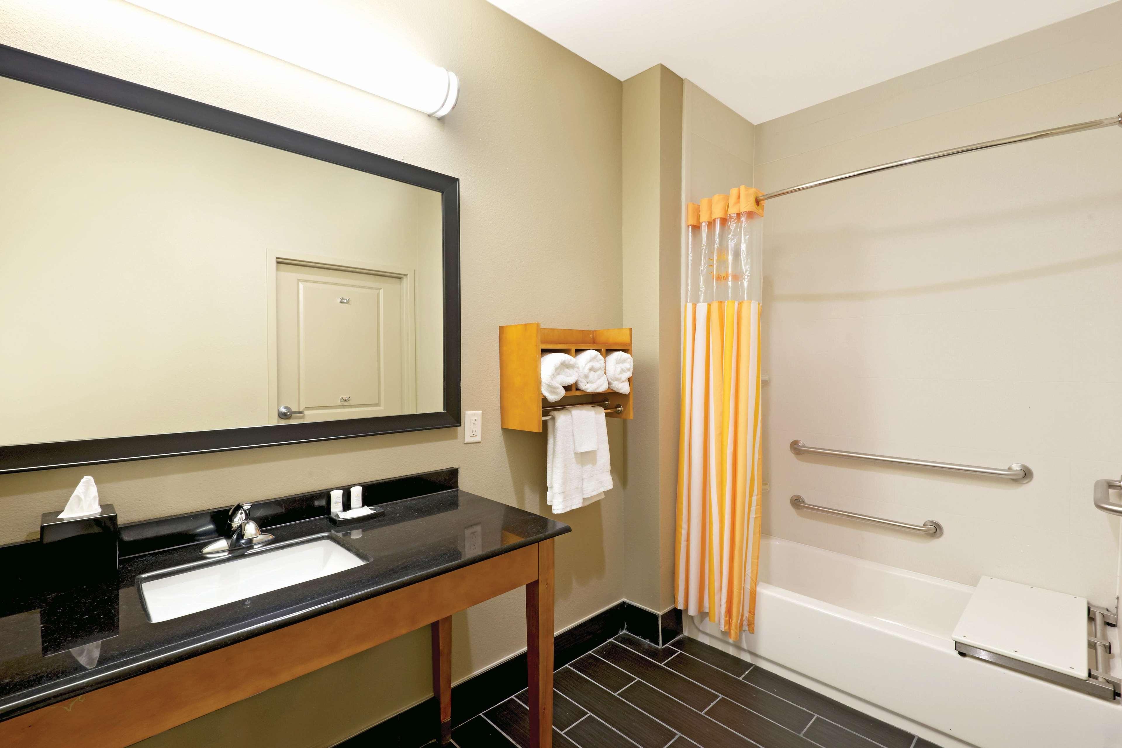 Spark By Hilton Little Rock West Ngoại thất bức ảnh